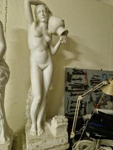 statua in marmo